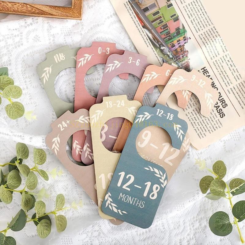 Bộ 8 tủ quần áo trẻ - đánh giá và giá Baby Nursery Closet