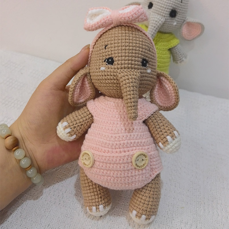 Handmade Crochet Elephant Coup - đánh giá và giá Baby Nursery Elephant